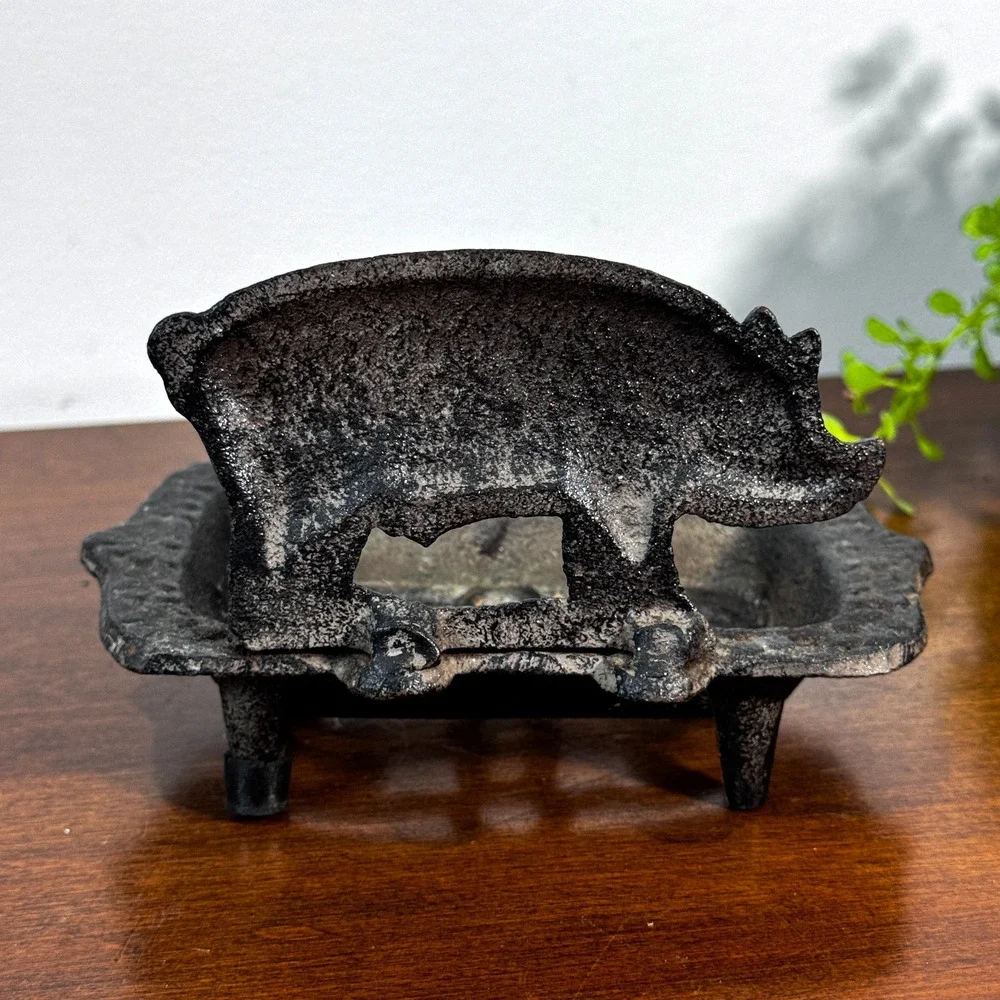 Vintage Cast Iron Pig Soap Dish Holder Rustic Farmhouse Decor